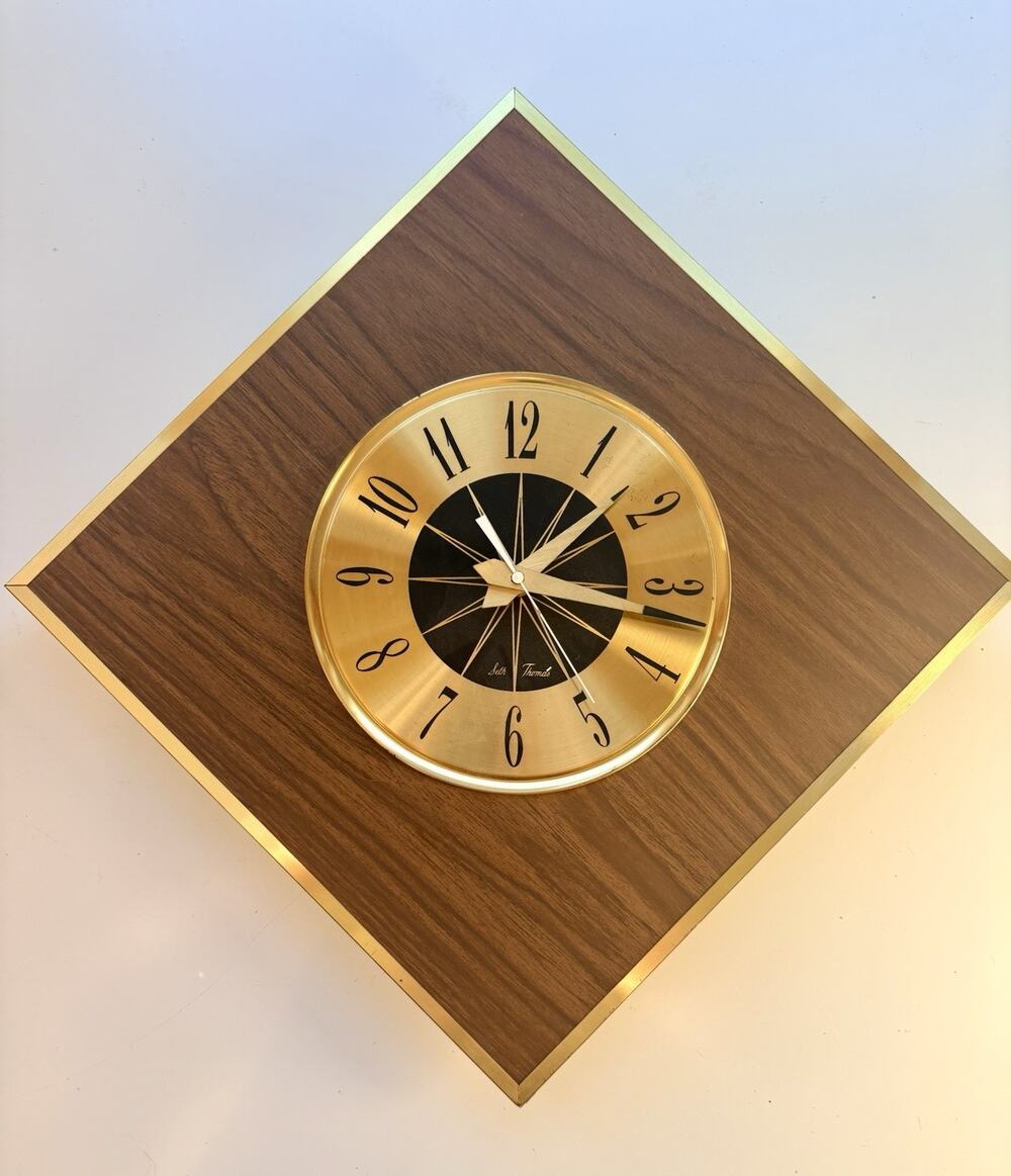 VTG Seth Thomas Clock Woodgrain Atomic Star Floating Diamond WORKS Gold Face